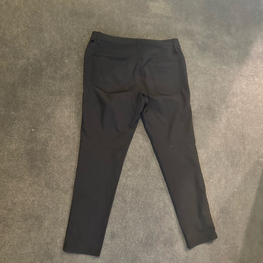 Lululemon men’s ABC pant